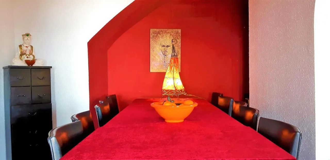 סיטגס Ashram Villa Sunshine 0*,  ספרד