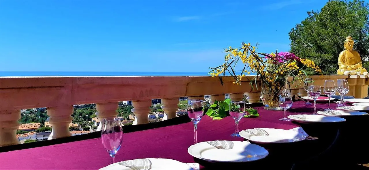 Ashram Villa Sunshine Sitges Bed and breakfast