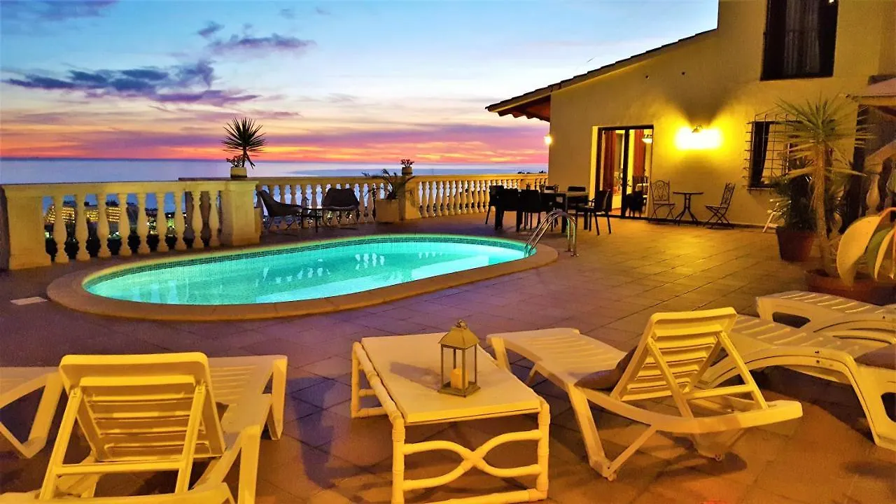 Ashram Villa Sunshine Sitges