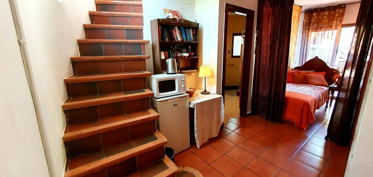 Bed and breakfast Ashram Villa Sunshine Sitges España